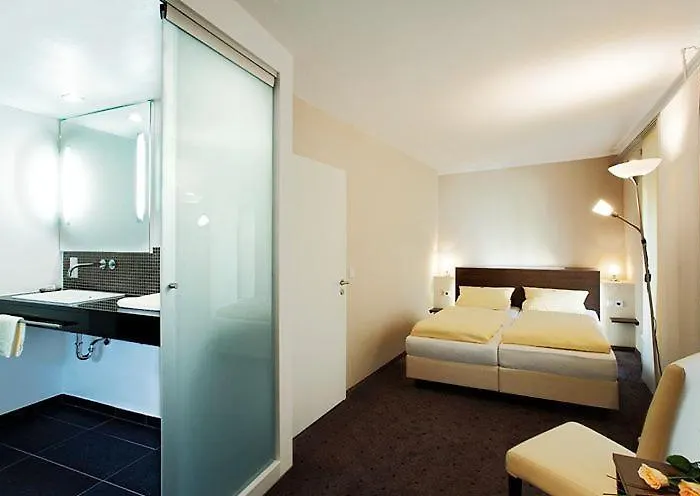 Garni Krone ホテル ラドルフツェル・アム・ボーデンゼー