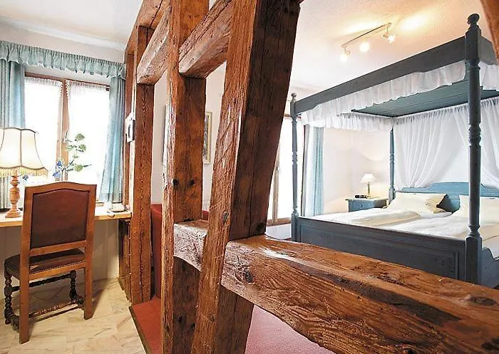 Garni Krone ホテル