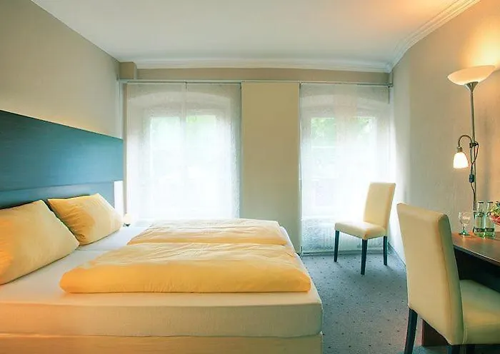 호텔 Garni Krone 라돌프젤암보덴시